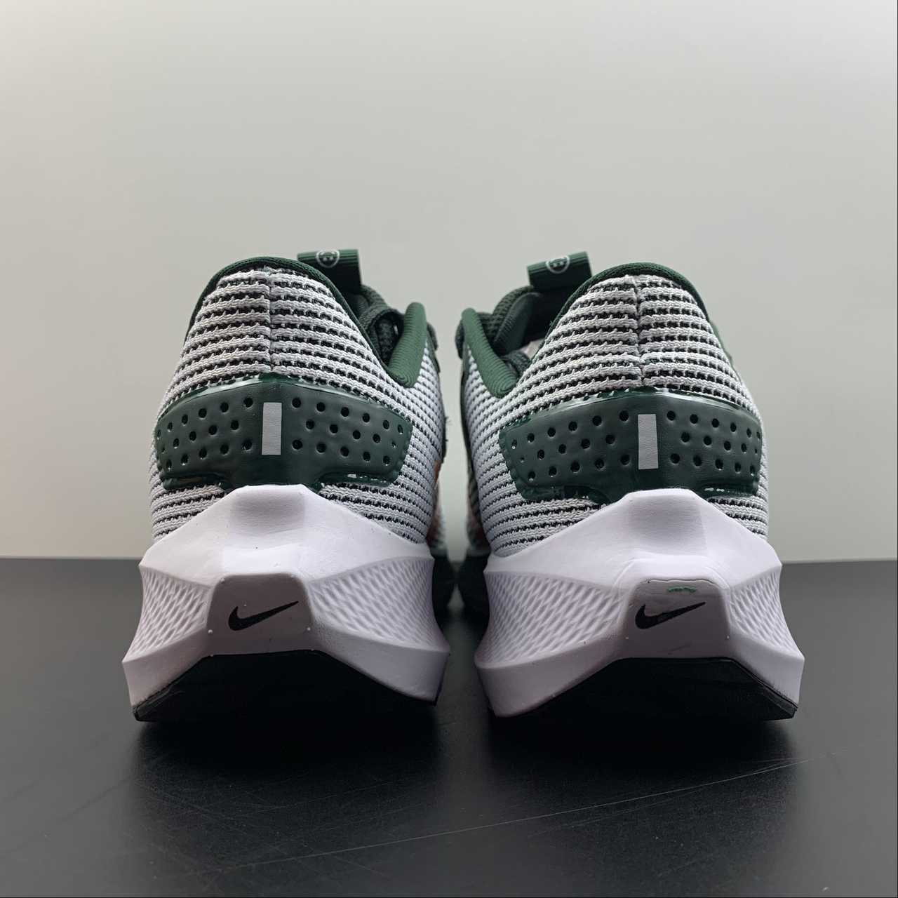 Nike Air Zoom Pegasus 40