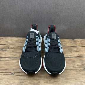 Adidas Ultraboost 22