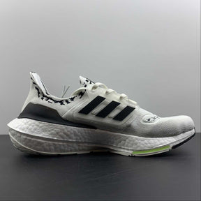 Adidas Ultraboost 22