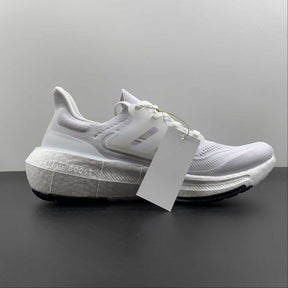Adidas Ultraboost Light 23 Branco